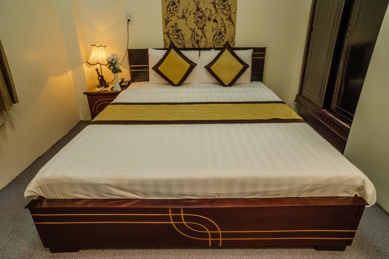 Dong Bao Hotel Chau Doc Exterior photo